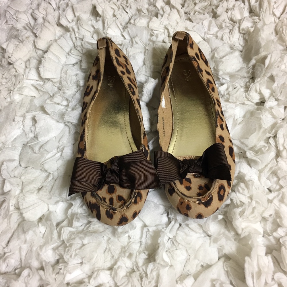 Slip ons